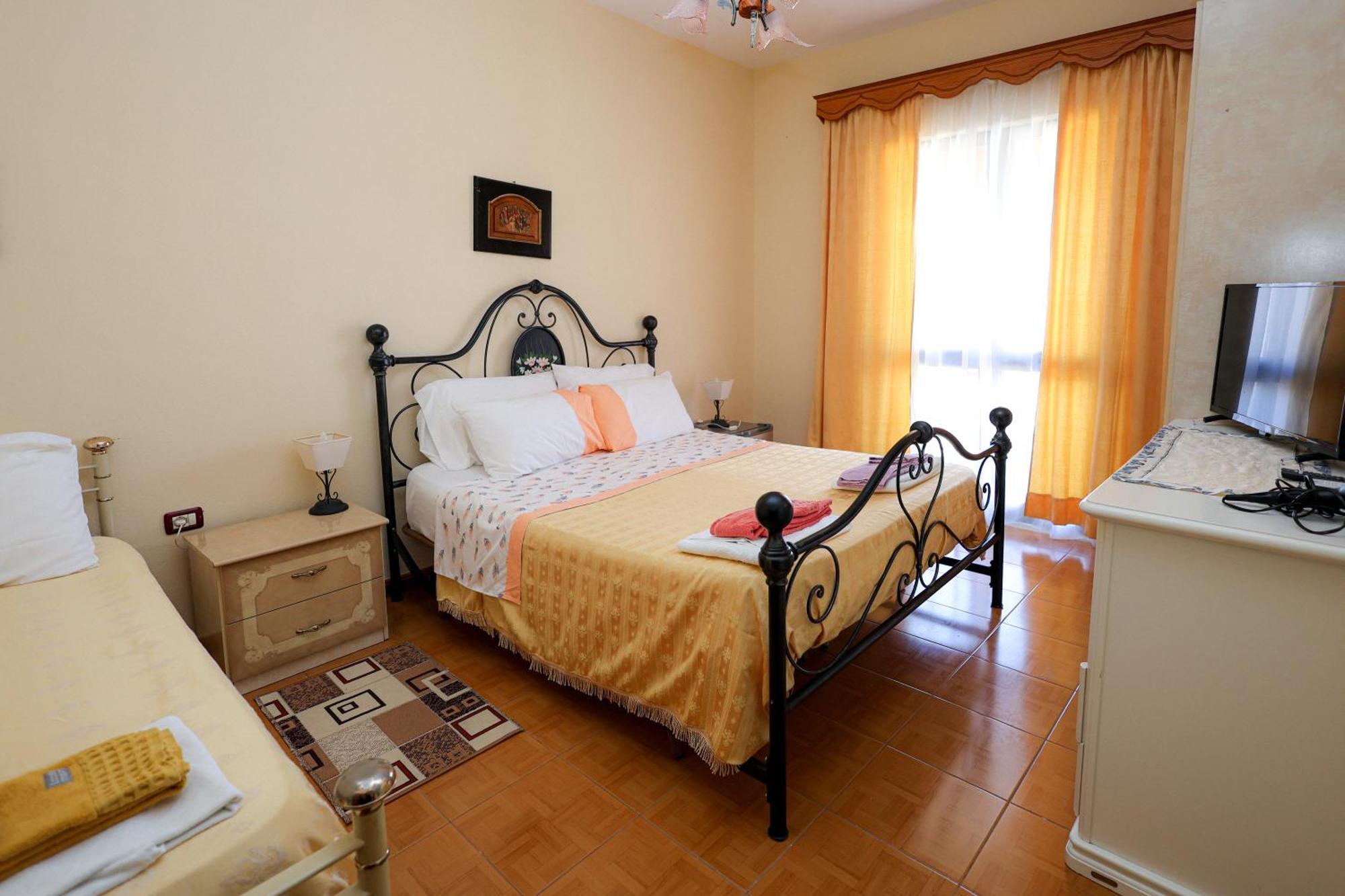 Casa La Pieve Bed & Breakfast เบราท ภายนอก รูปภาพ