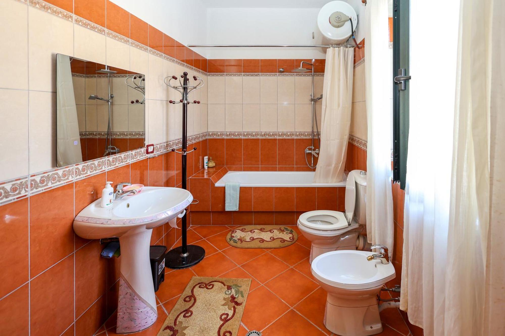Casa La Pieve Bed & Breakfast เบราท ภายนอก รูปภาพ